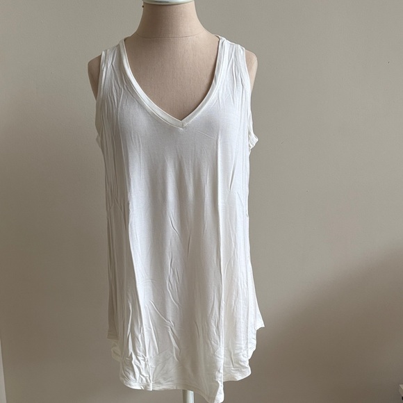 Joan Vass White V-Neck Tunic  Tank Top - Picture 1 of 3